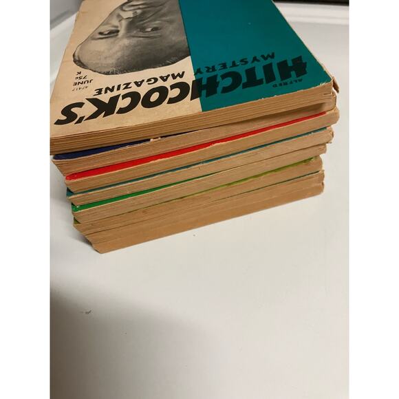 Alfred Hitchcock Mystery Magazine Lot 1974 Vintage, Thriller, Horror, VTG, 70s - Picture 8 of 10